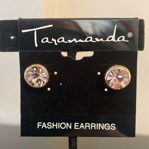 Taramanda Silver Stud Earrings